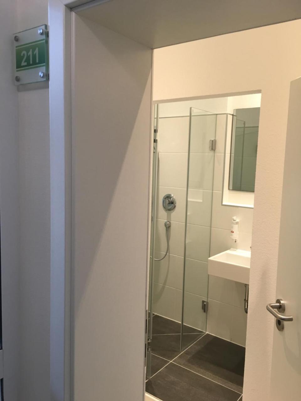 Hotel Barbarossa Karlsruhe Stadtmitte Ngoại thất bức ảnh