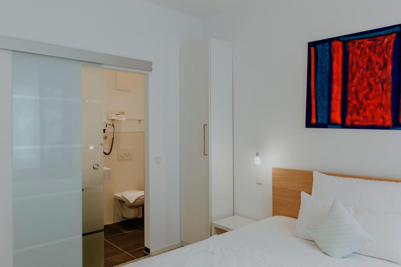Hotel Barbarossa Karlsruhe Stadtmitte Ngoại thất bức ảnh